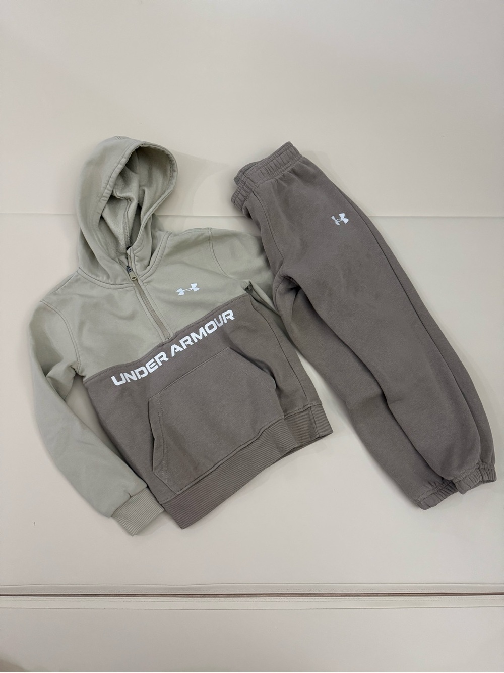 Under Armour Kids Hoodie & Jogger Set Size 6